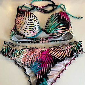 Shade & shore tropical bikini set